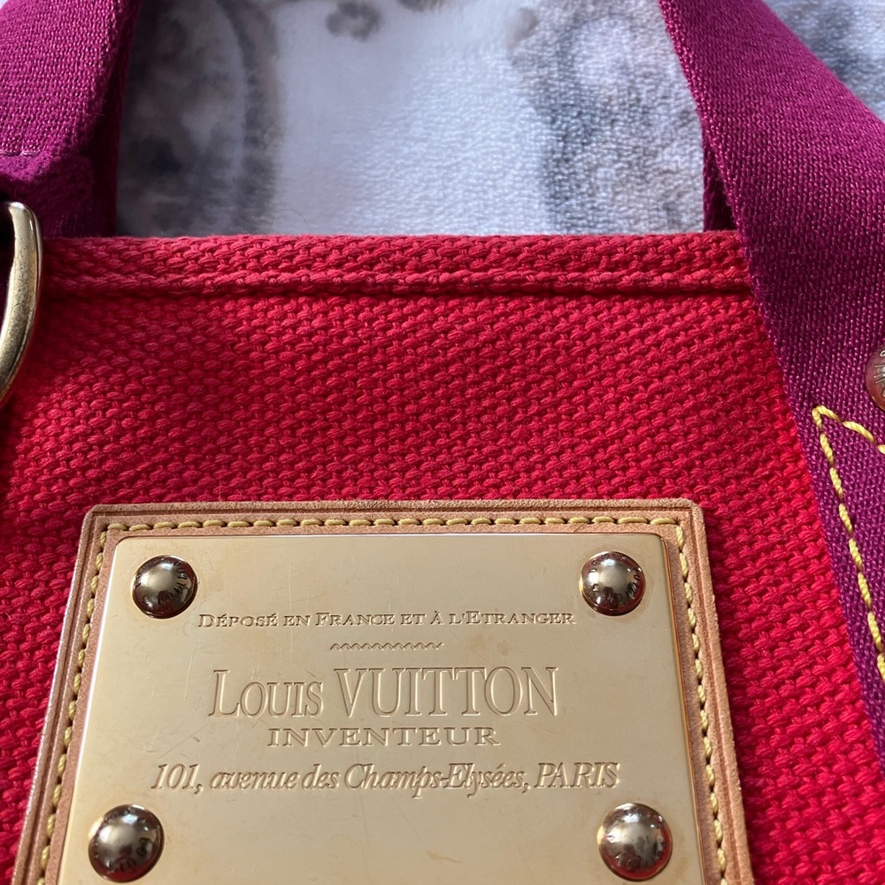 ❤️Authentic Louis Vuitton Antigua Cabas bag. Has been gently used some fading - Picture 2 of 16
